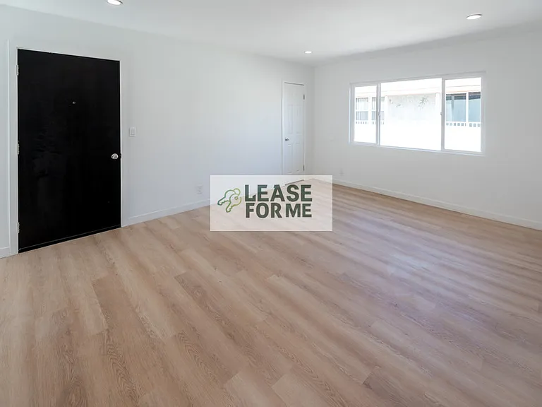 2757 S Redondo Blvd #2757 — Photo 8