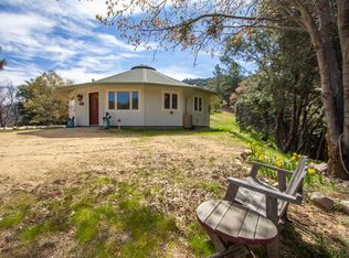 25149 Tenniel Rd, Crestline, CA 92325