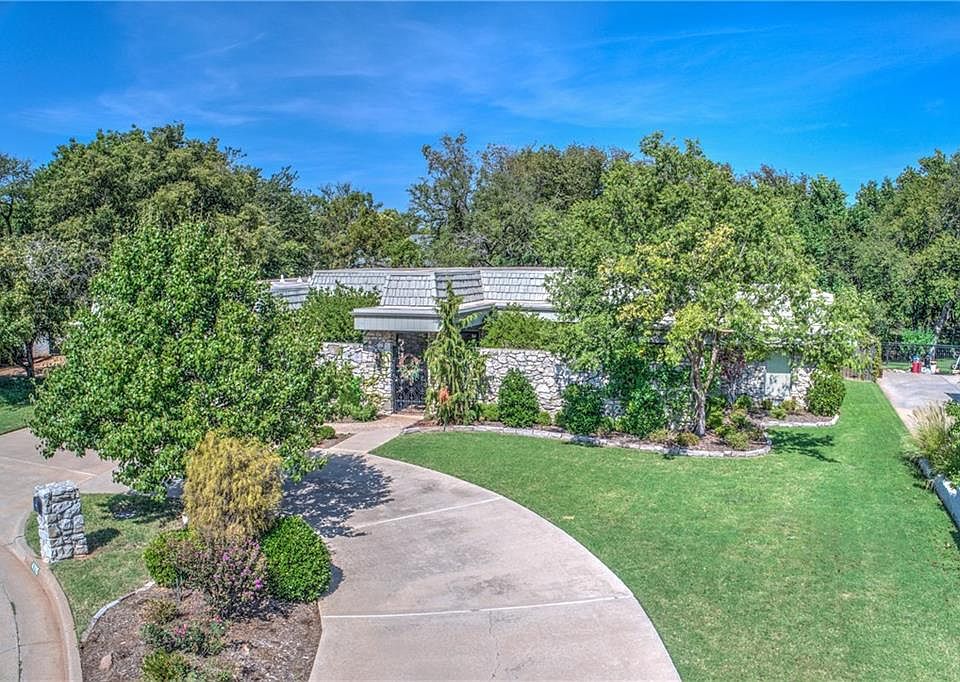 1st image of 4715 Tamarisk Dr