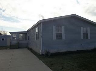 14742 Wickford Ct, Shelby Township, MI 48315