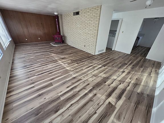 3rd image of 3741 Los Padres Dr