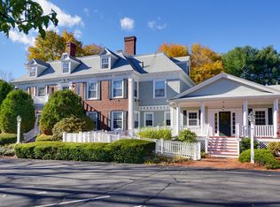 5 Porter Rd UNIT 203, Andover, MA 01810