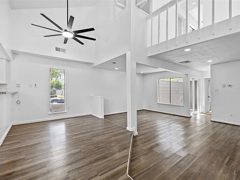 13002 Greenway Chase Ct — Photo 7