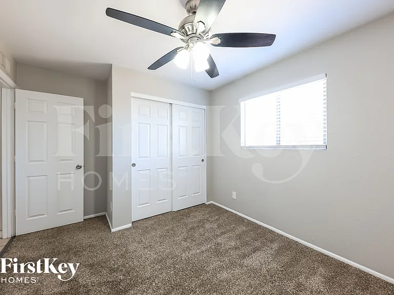 14623 N 32nd Pl — Photo 16
