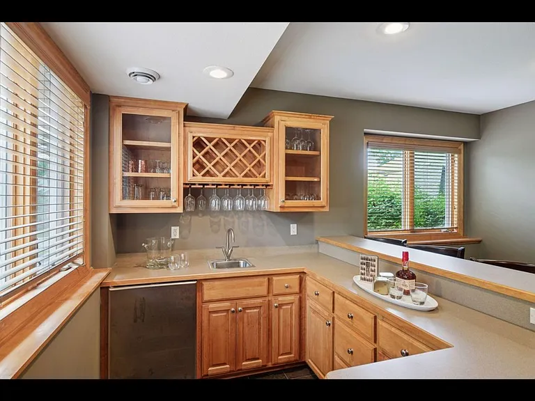 15208 Fairway Heights Rd NW — Photo 33