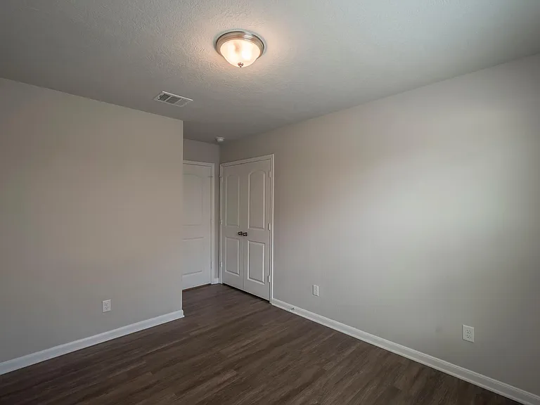 7418 Masters Dr — Photo 16
