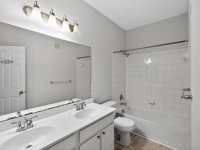 8011 Forest Ridge Dr — Photo 13