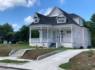 519 N 13th St, Waco, TX 76701