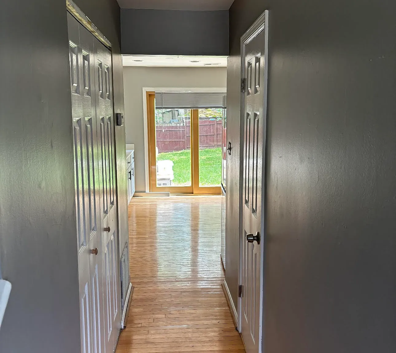 3 bed, 2.5 bath, 1232 sqft, $2,200 — Photo 4