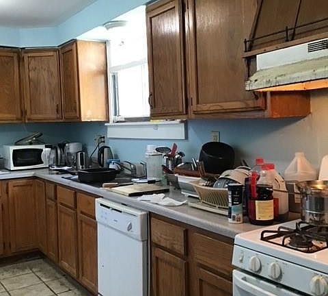 5th image of 3225-27 Calhoun St