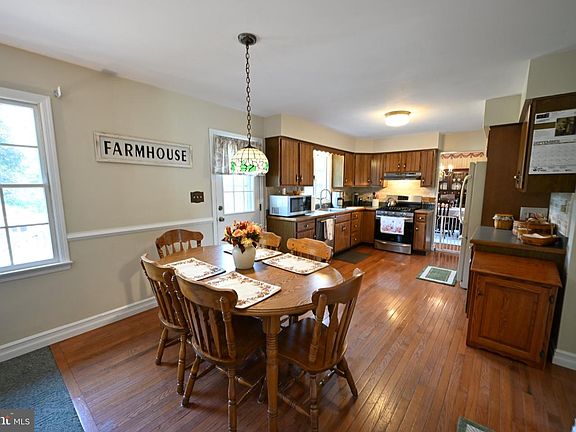 4th image of 27739 Mount Pleasant Rd
