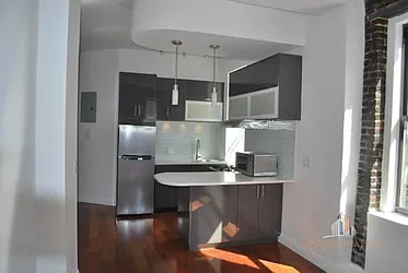 Rented by ONE Manhattan Real Estate