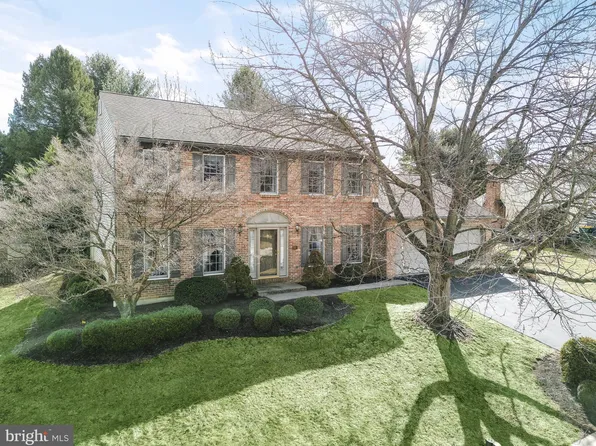 1621 Colony Dr, Wyomissing, PA 19610