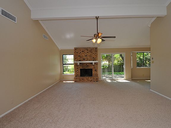 5th image of 3526 Oakheath