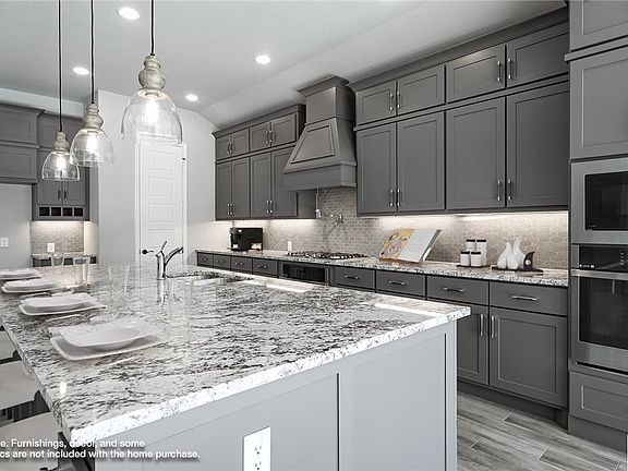 2nd image of 1917 Luna St