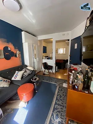 Rented by Fifth & Forever LLC | media 28