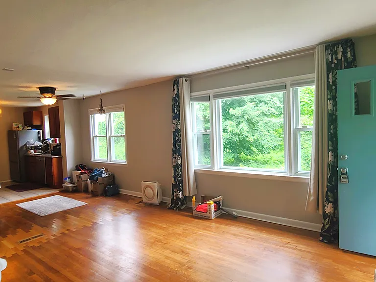 5301 Powhatan St — Photo 2