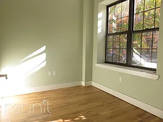 Rented by Rennit Inc.