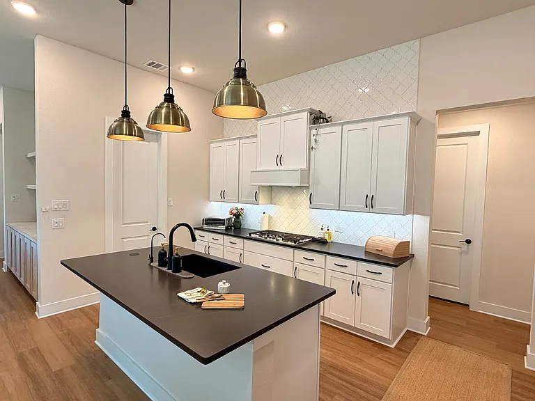 7217 Ladybug Ln — Photo 10