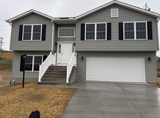 151 Summits Rdg, Morgantown, WV 26508