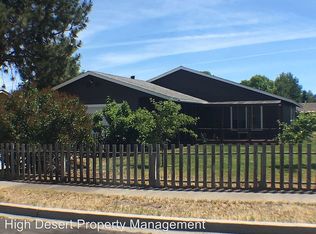 2416 SW 31st St, Redmond, OR 97756