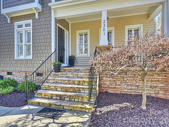 2nd image of 2301 Mirow Pl