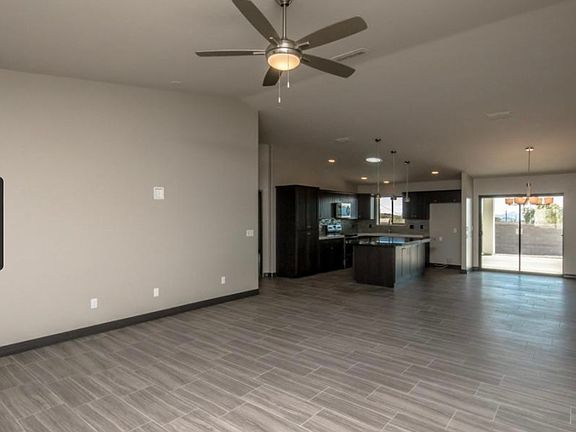 Living/Kitchen