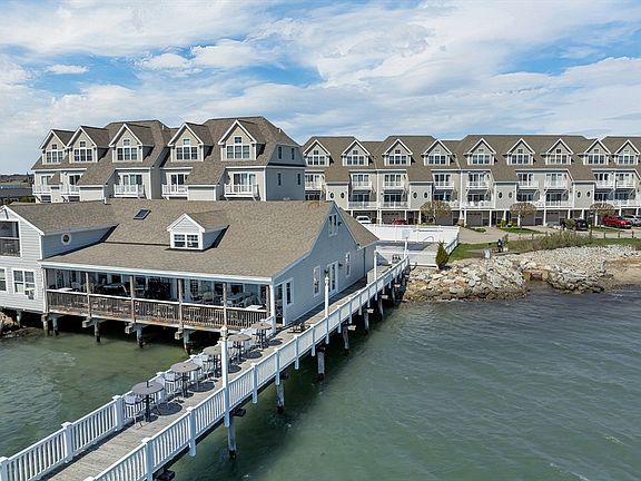 5th image of 24 Harbor Rd Unit 9
