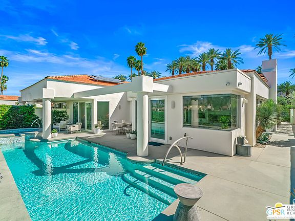 3rd image of 75624 Vista Del Rey Dr
