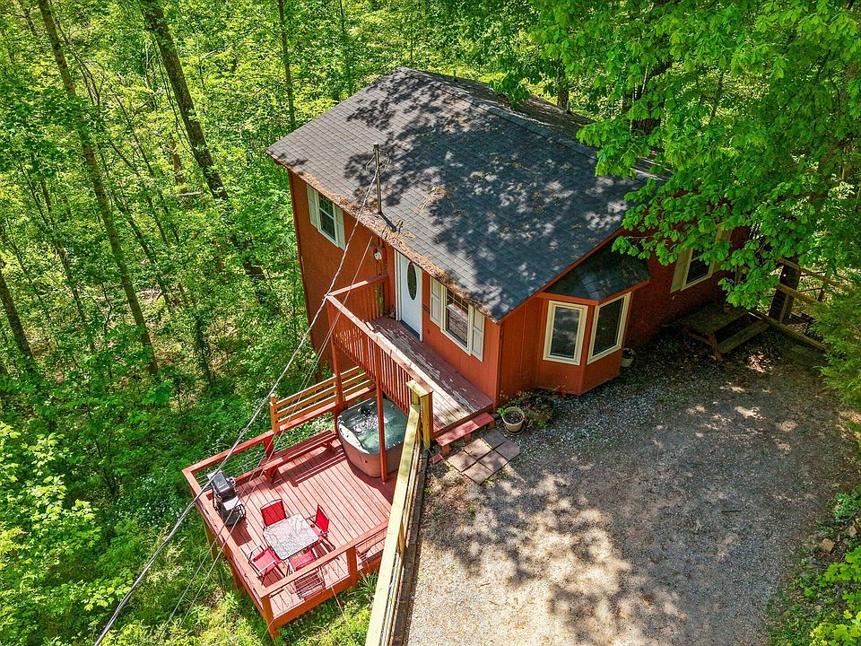 1st image of 375 Sugar Mountain Way