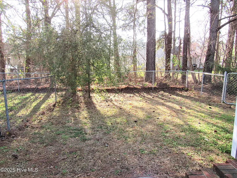 108 Glenside Ct — Photo 3
