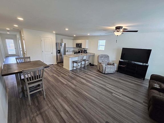 2nd image of 3706 Malvern Rd