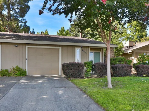 8075 La Riviera Dr, Sacramento, CA 95826
