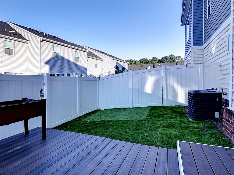 107 Bicameral Ln — Photo 25