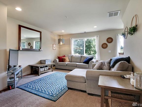 5th image of 17807 79th Avenue Ct E