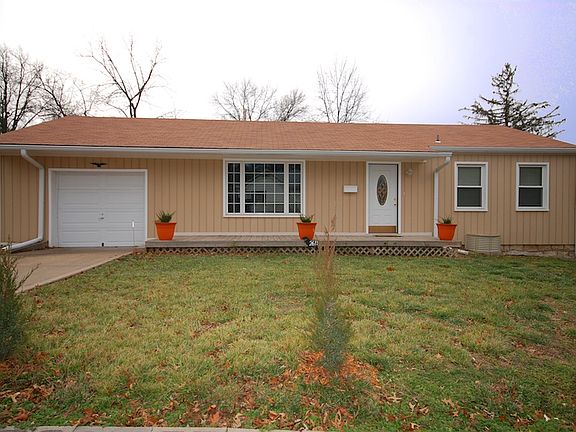 2nd image of 2611 Ann Ave