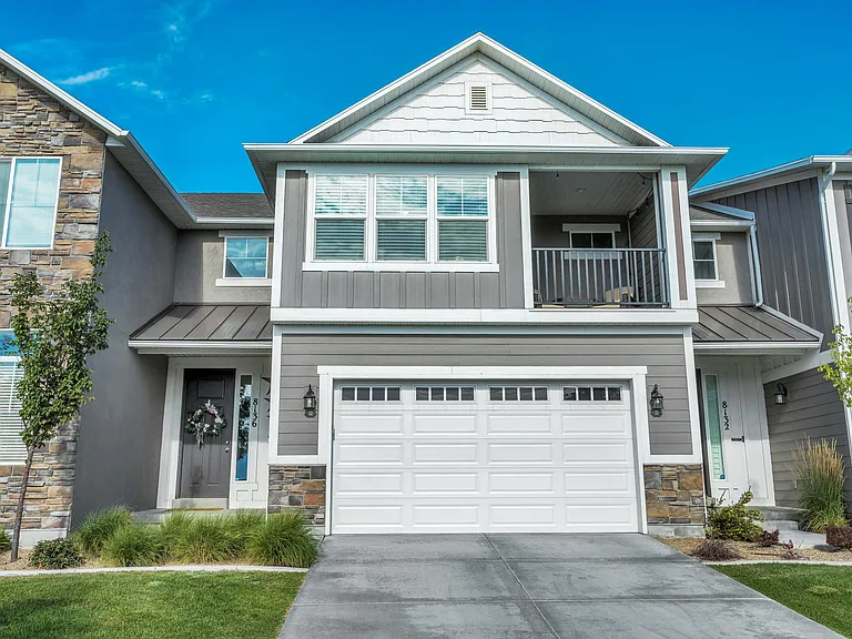 8136 S 5910 W — Photo 1