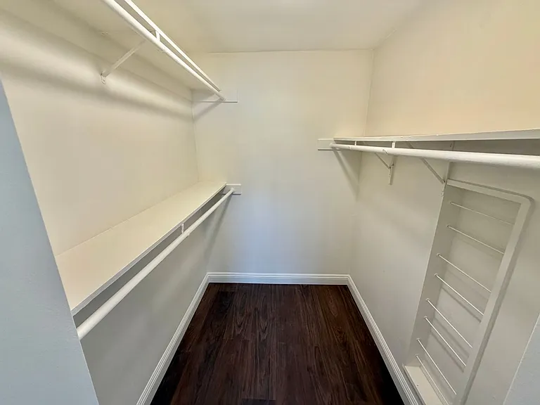 1100 Monterey Blvd — Photo 11