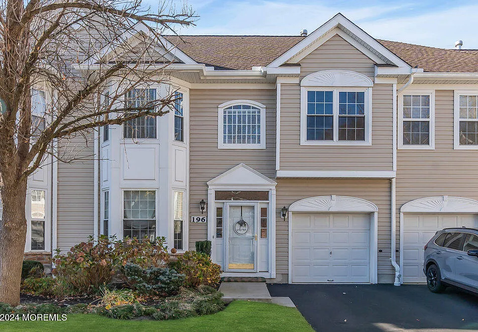 196 Shinnecock Dr