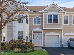 196 Shinnecock Dr, Manalapan, NJ 07726
