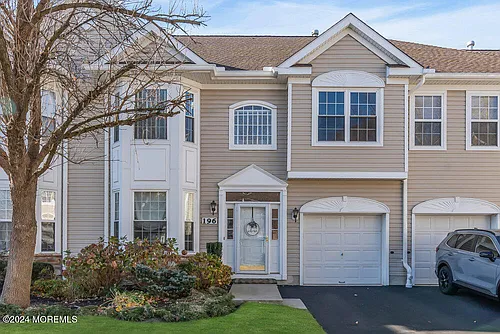 196 Shinnecock Dr Photo 1