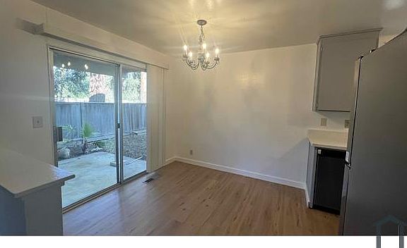 4th image of 160 Michael Dr #2