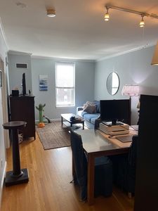 19 Wiget St APT 401, Boston, MA, 02113