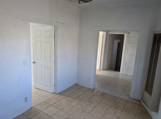 517 E White St, Barstow, CA 92311