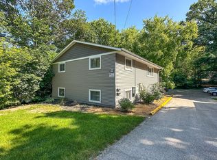 3010 Oakland St, Ames, IA 50014