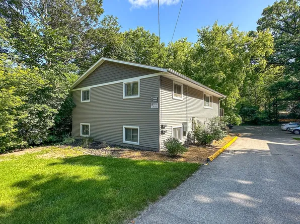 3008 Oakland St, Ames, IA 50014