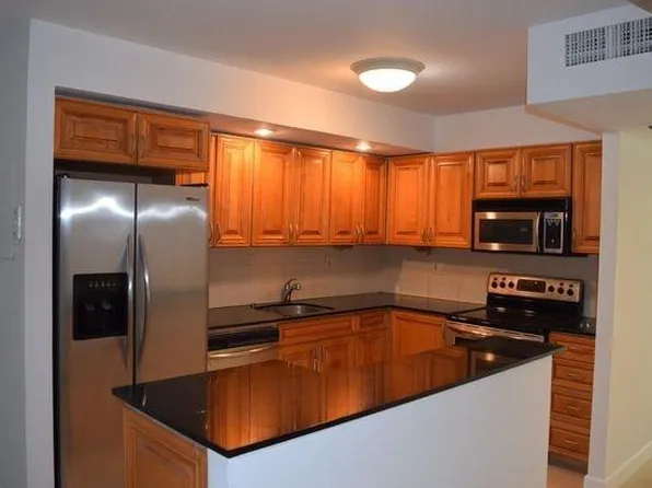 20350 W Country Club Dr #1164, Aventura, FL 33180