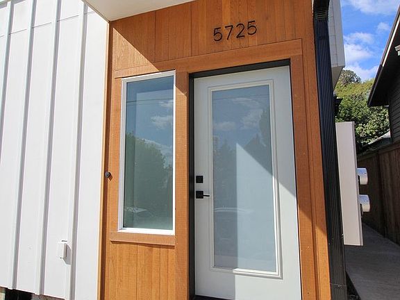 3rd image of 5725 S Kelly Ave