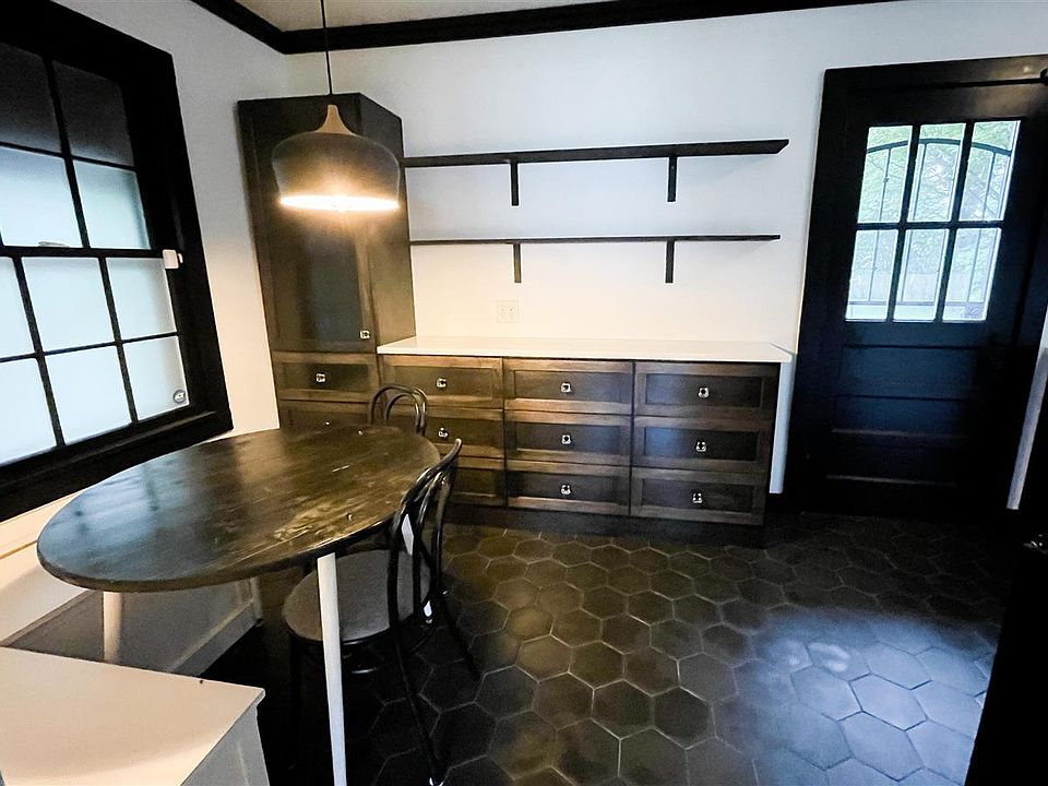 1st image of 4780 Bowen Ave