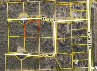 95 Southeast St, Trenton, FL 32693